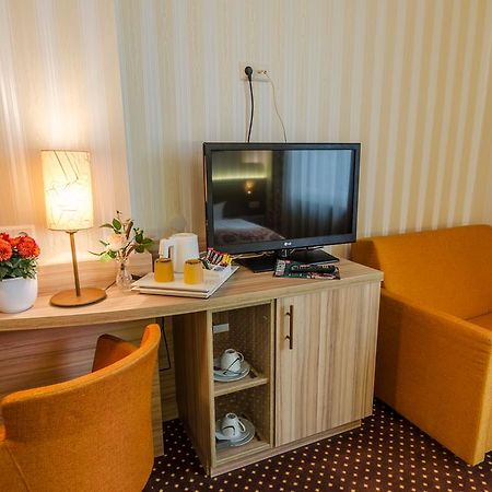 Hotel Alte Post レーアテ エクステリア 写真