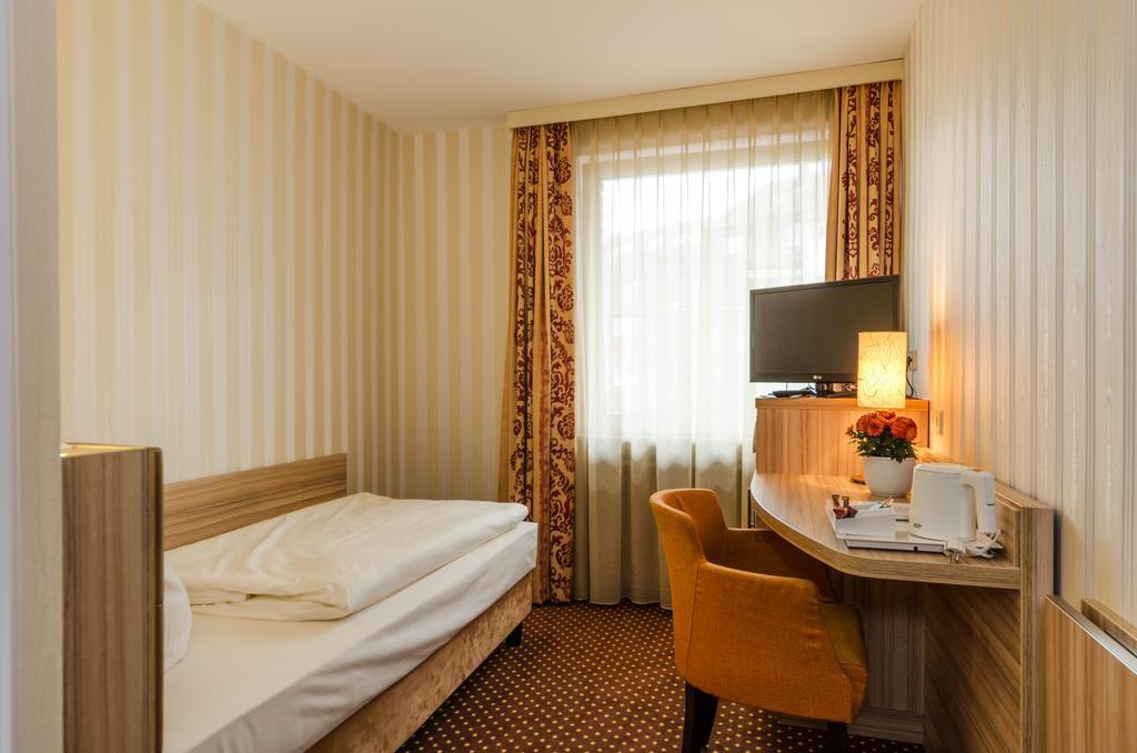 Hotel Alte Post レーアテ エクステリア 写真